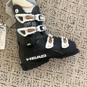 Brand new ski boots, never been worn